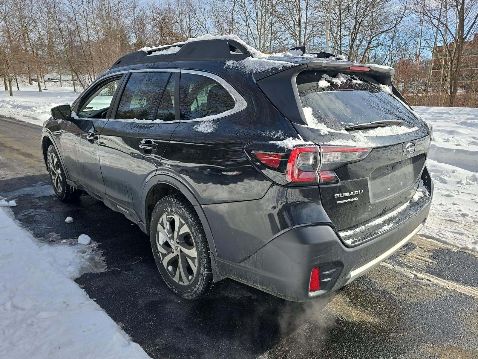 Subaru Outback 2021 — photo 2