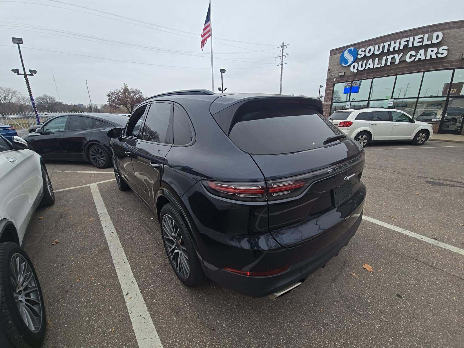 Porsche Cayenne 2020 — photo 2