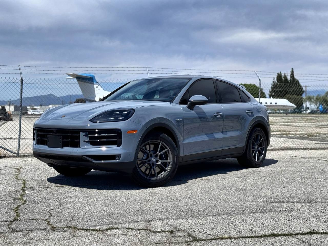 Porsche Cayenne 2025 — photo 2