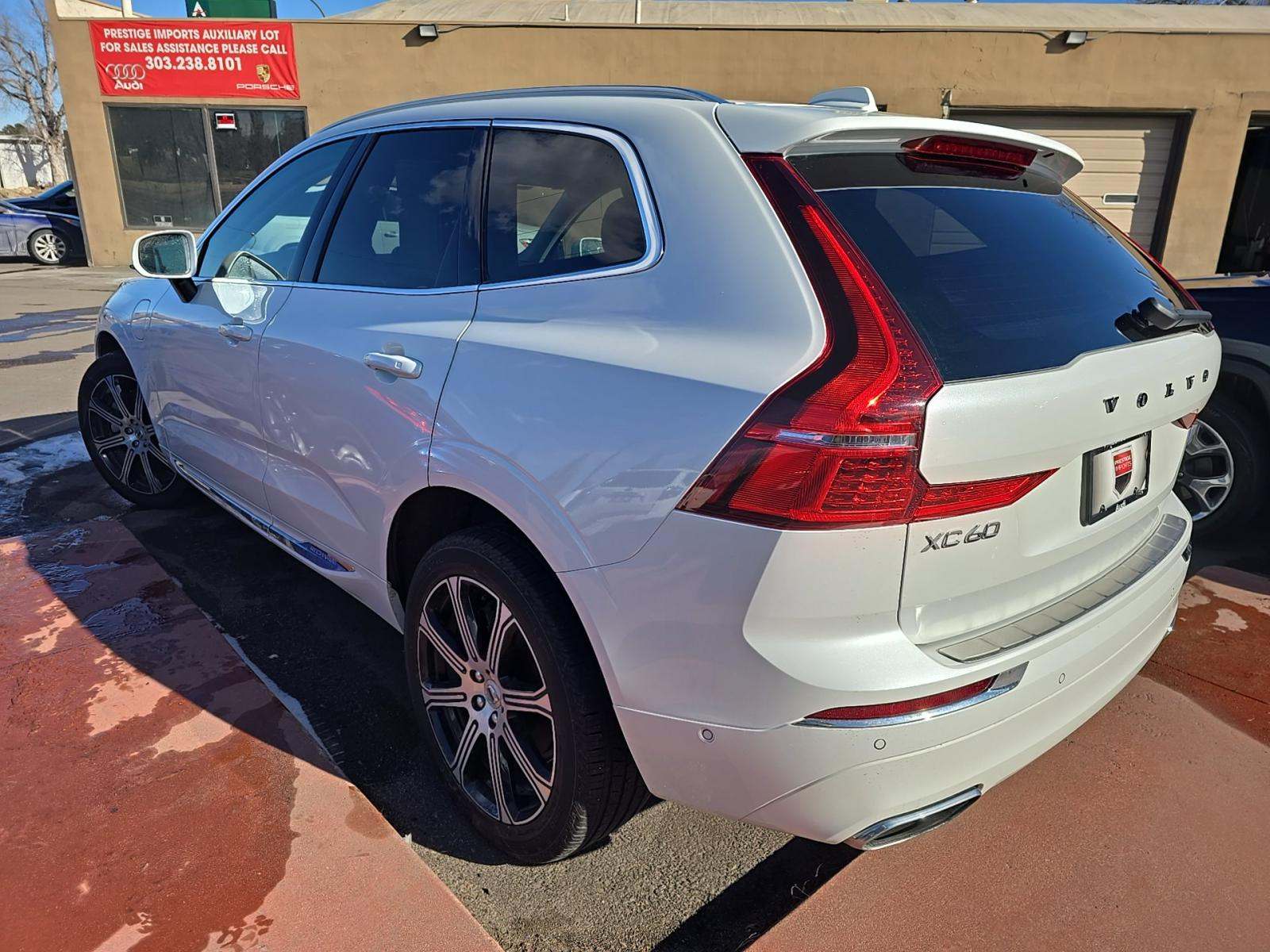 Volvo XC60 2021 — photo 2
