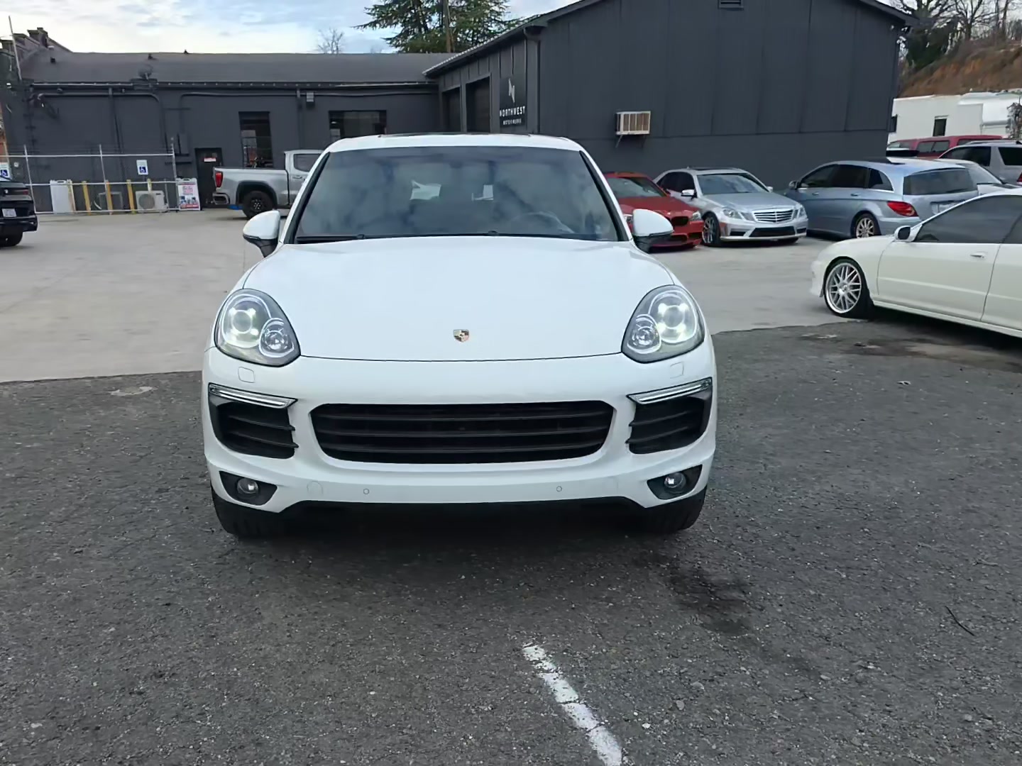 Porsche Cayenne 2017 — photo 2