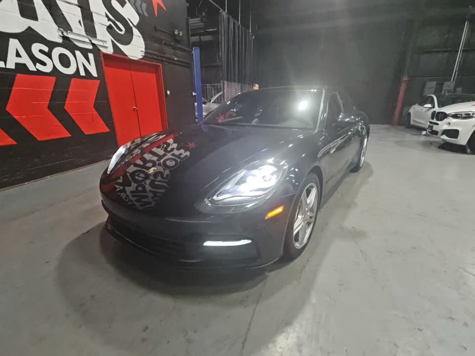Porsche Panamera