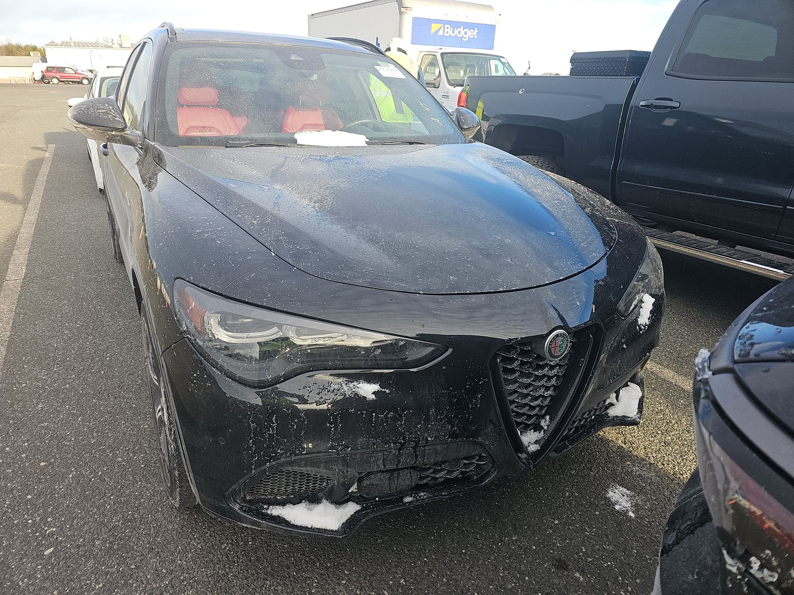Alfa Romeo Stelvio 2024 — photo 2
