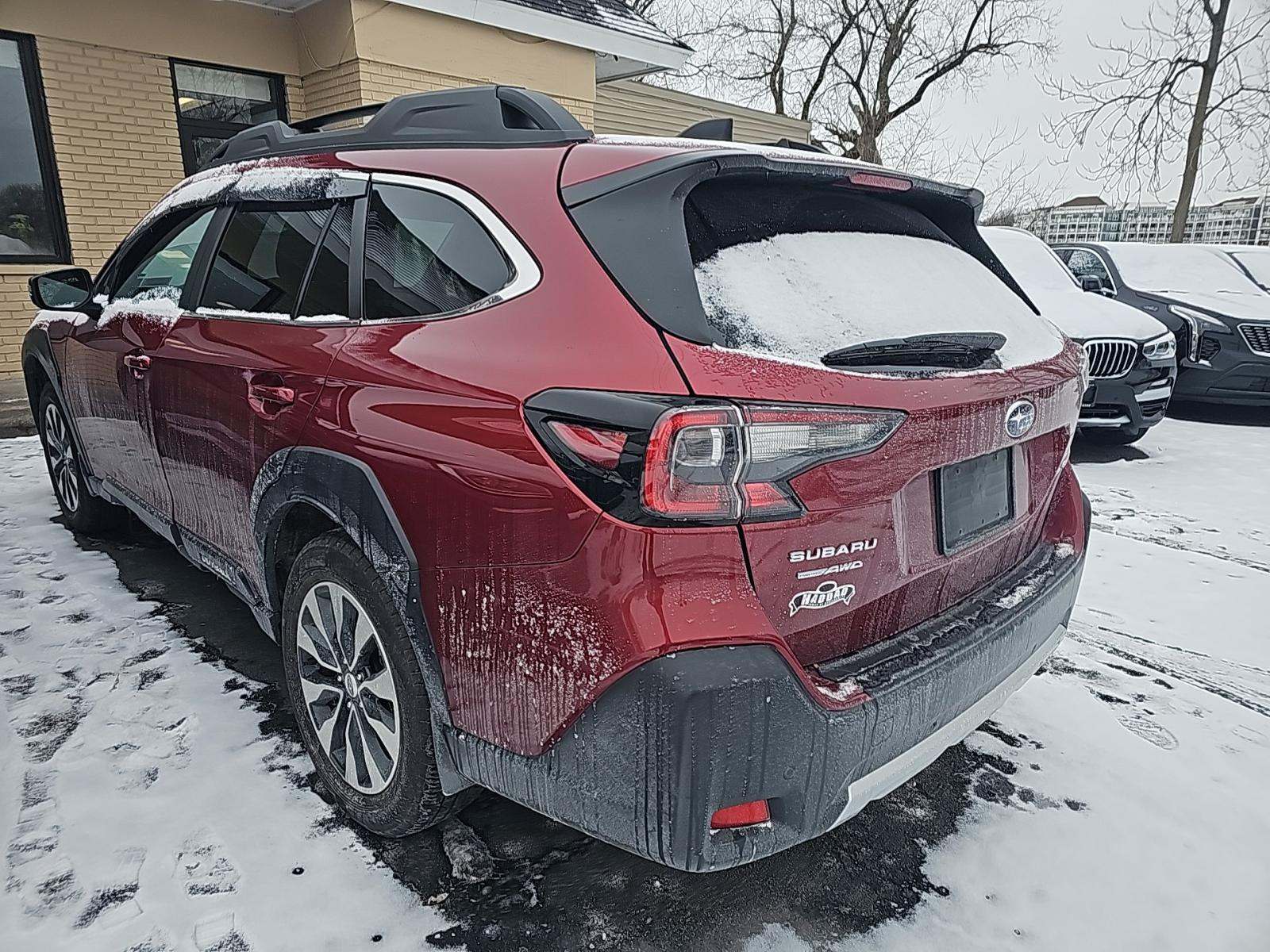 Subaru Outback 2024 — photo 2