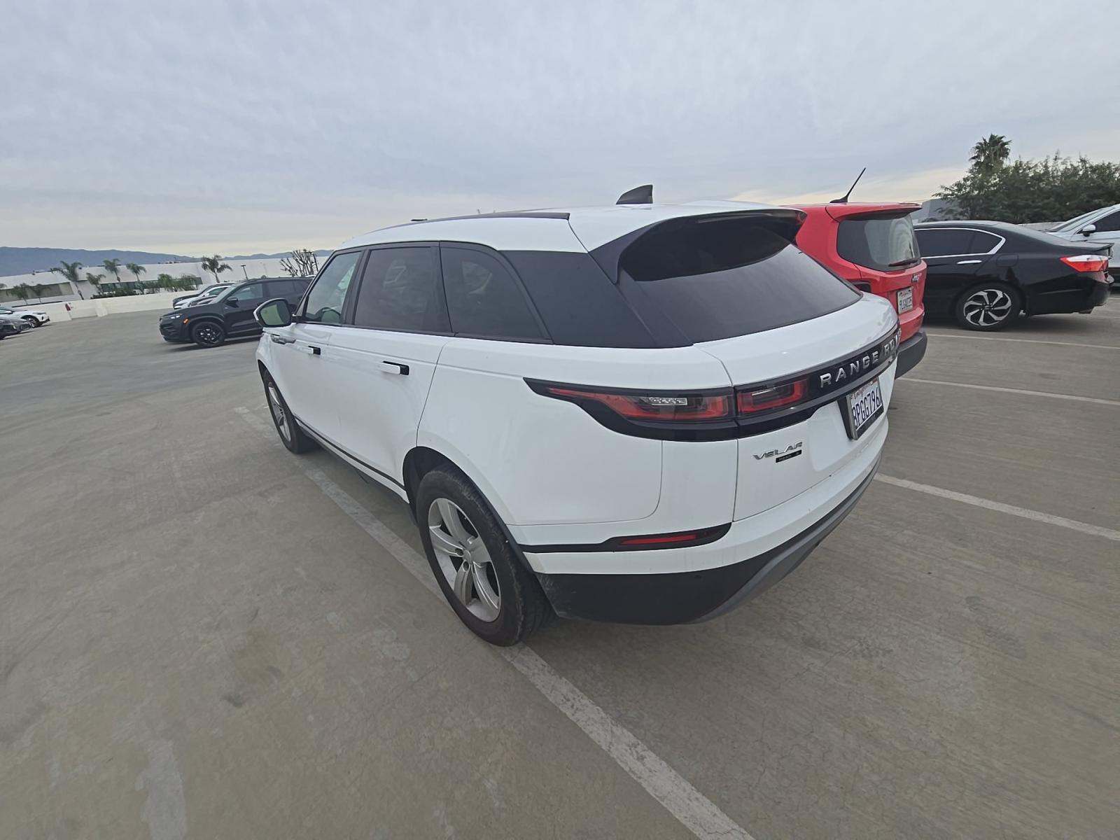 Land Rover Range Rover Velar 2020 — photo 2