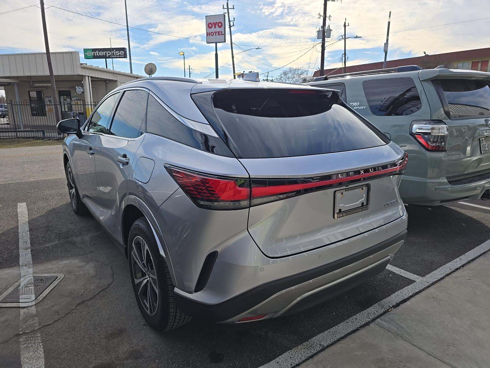 Lexus RX 350 2025 — photo 2