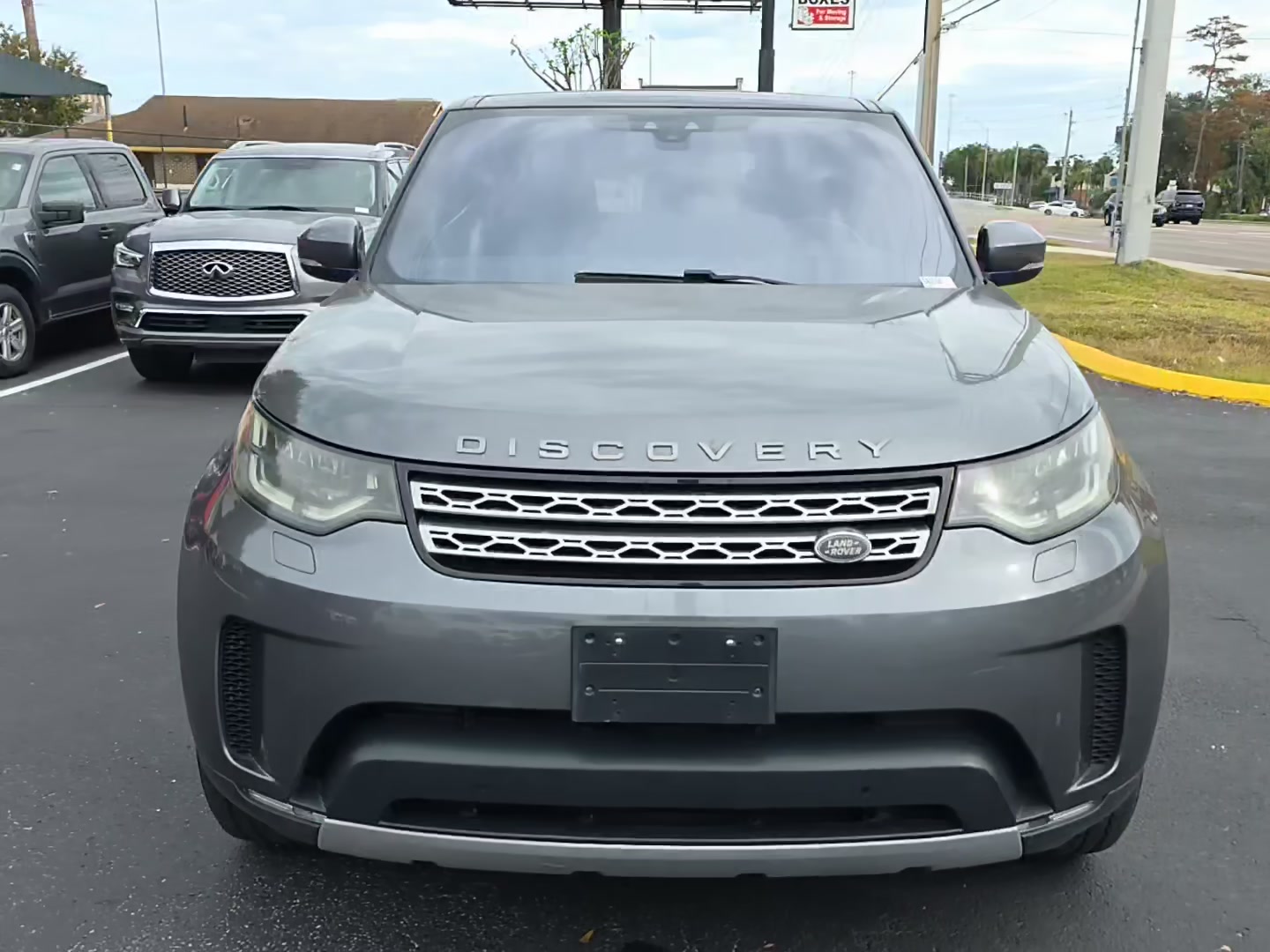 Land Rover Discovery 2019 — photo 2