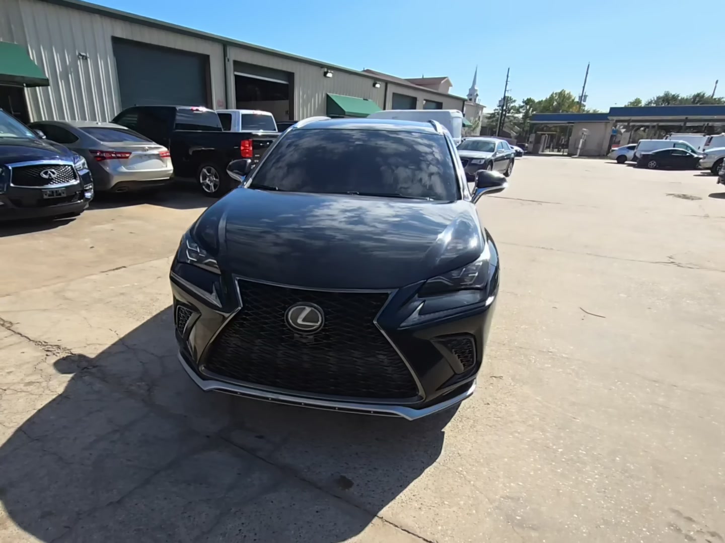 Lexus NX 300 2019 — photo 2