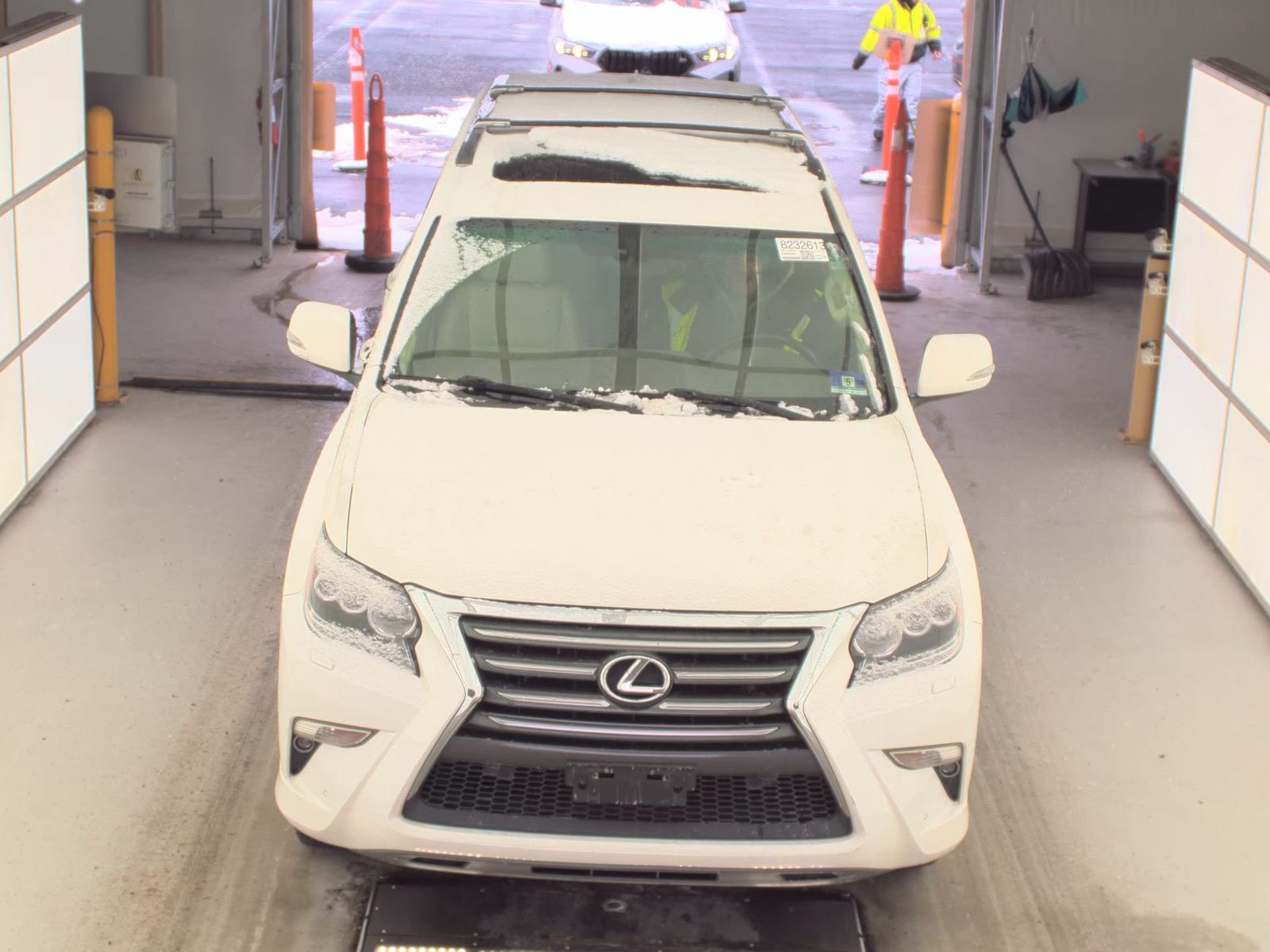 Lexus GX 460 2019 — photo 2