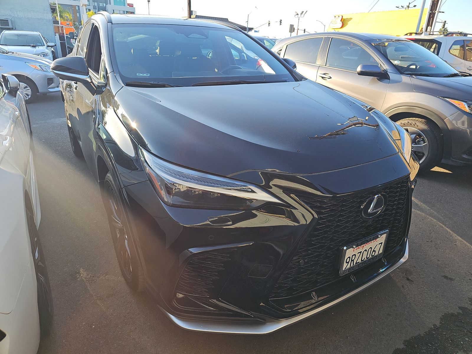 Lexus NX 450 2025 — photo 2
