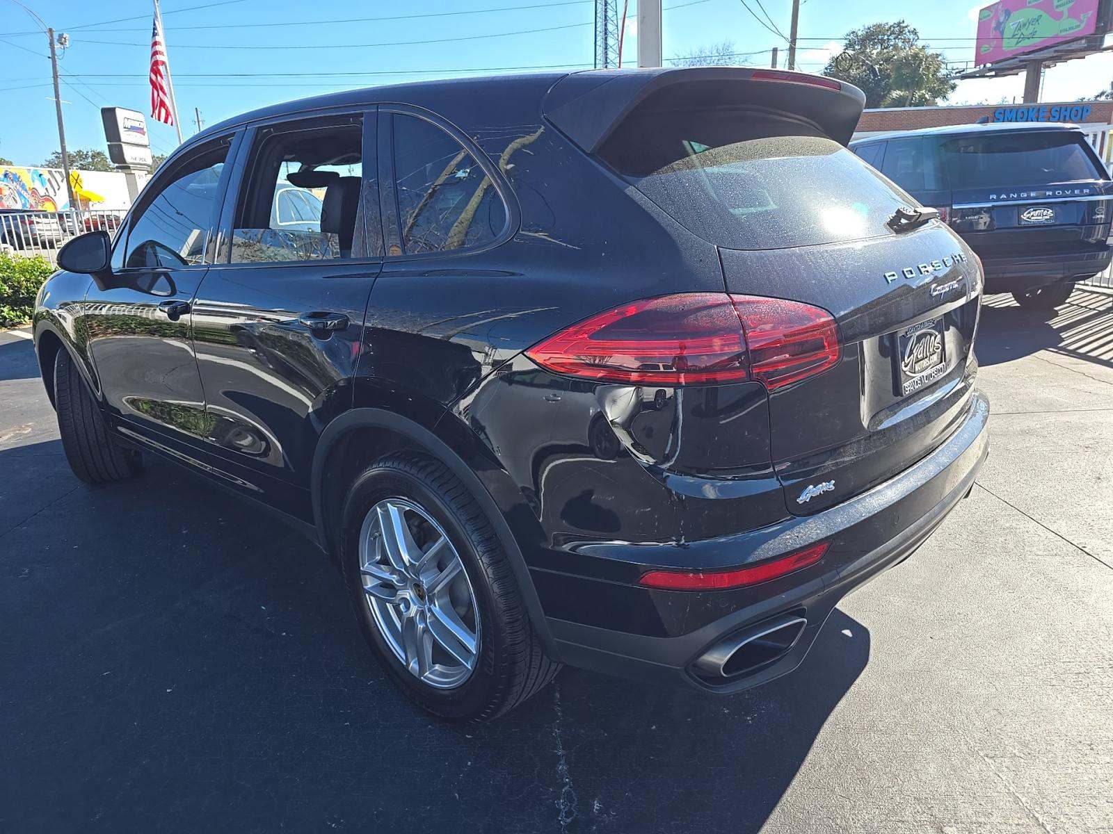 Porsche Cayenne 2016 — photo 2