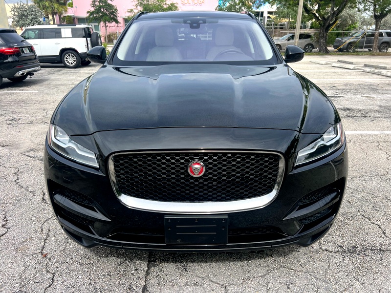 Jaguar F-Pace 2017 — photo 2