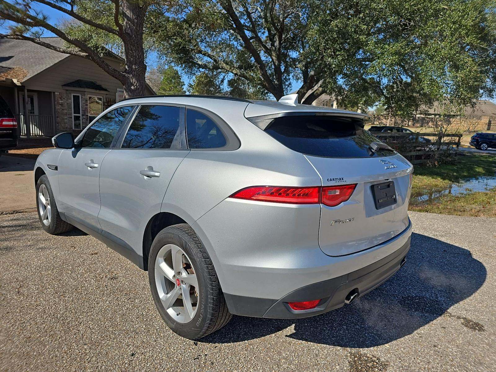 Jaguar F-Pace 2018 — photo 2