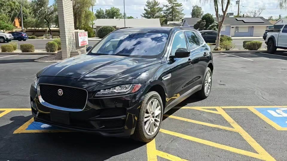 Jaguar F-Pace