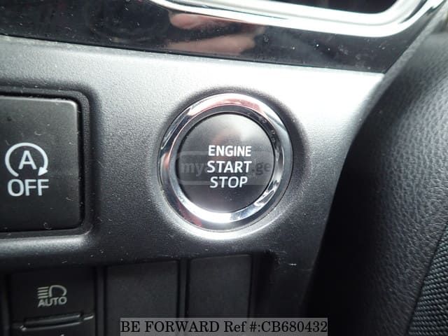 Toyota Noah 2017 — photo 2