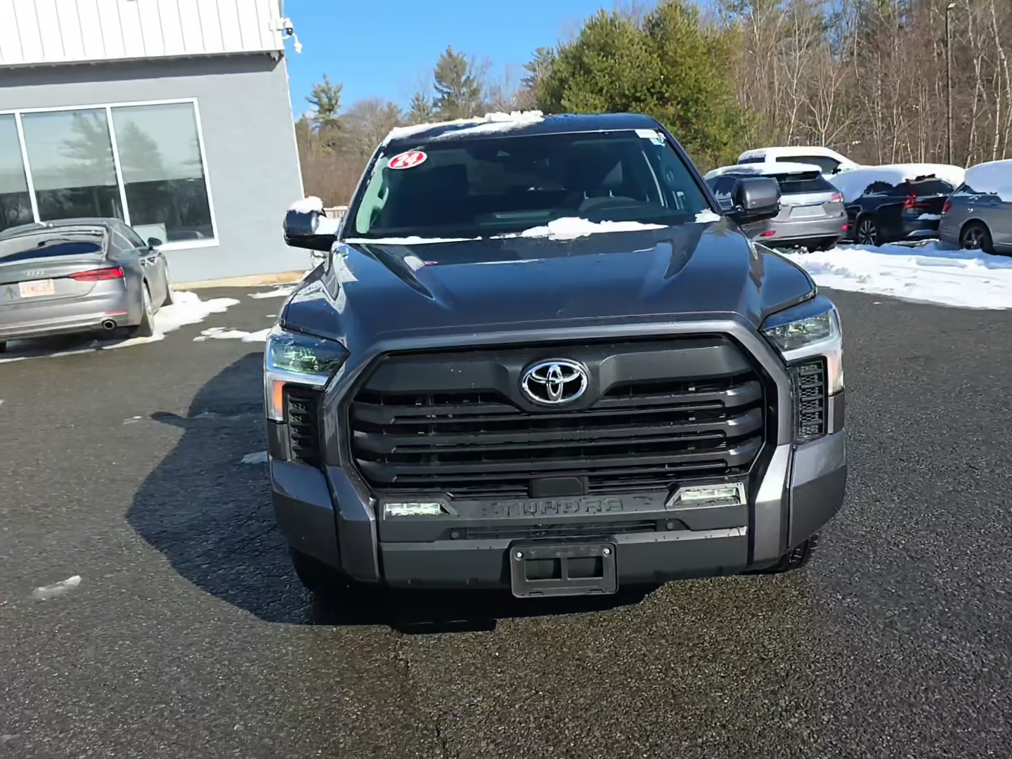 Toyota Tundra 2024 — photo 2