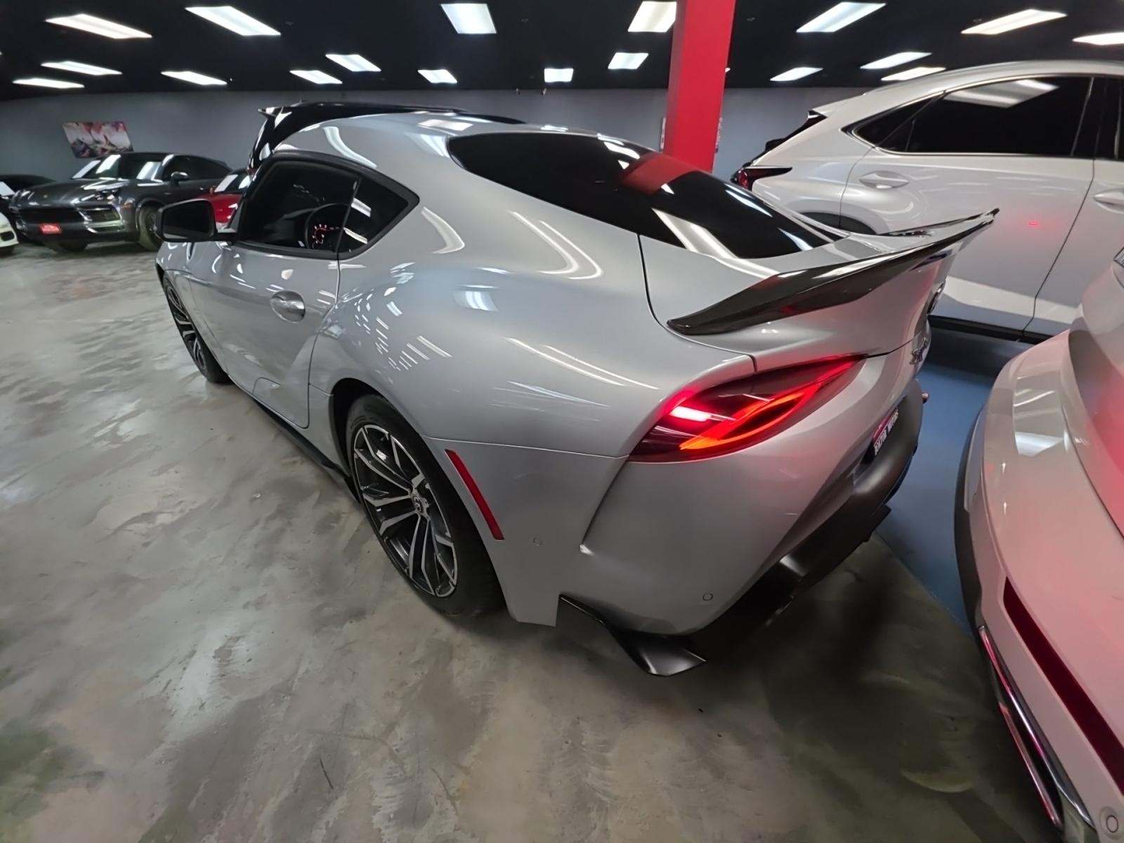Toyota Supra 2021 — photo 2