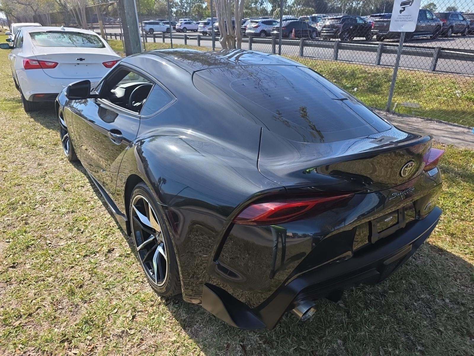 Toyota Supra 2021 — photo 2