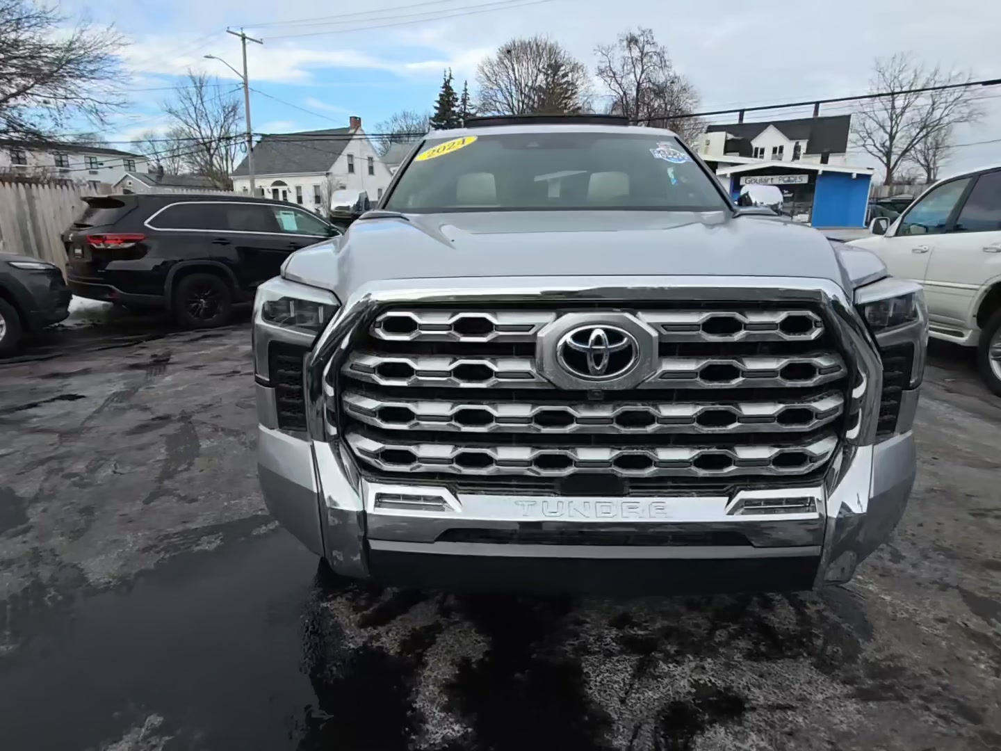 Toyota Tundra 2024 — photo 2