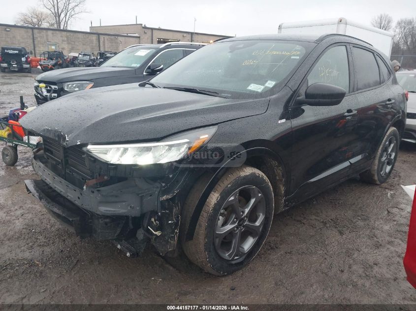 Ford Escape 2024 — photo 2