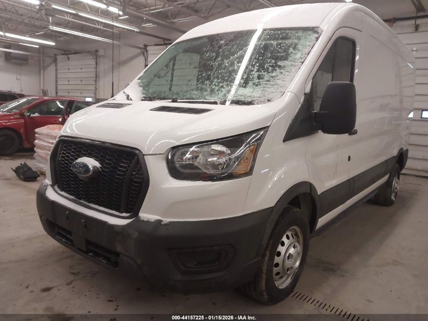 Ford Transit 2023 — photo 2