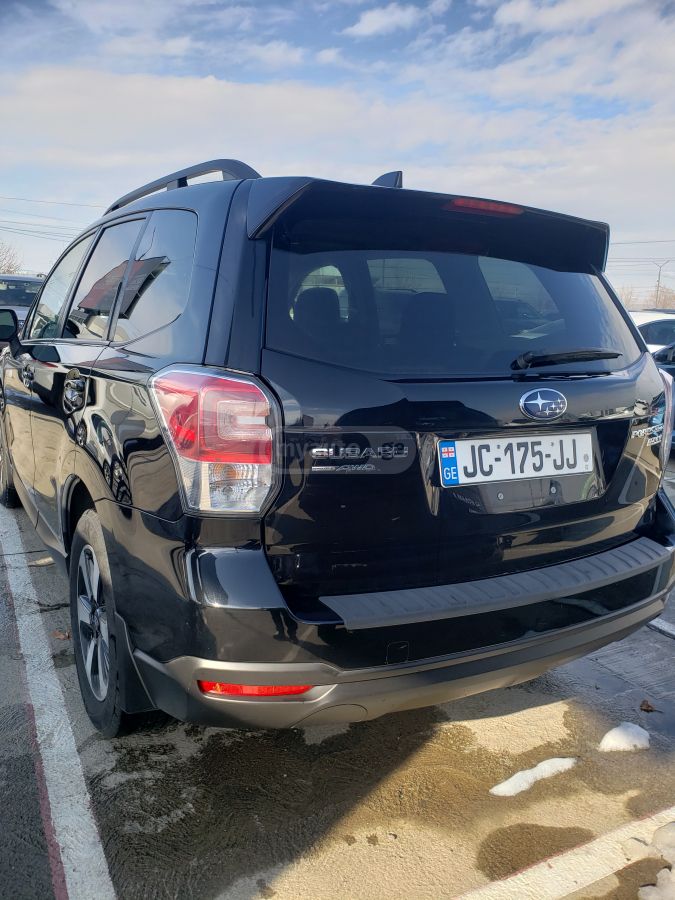 Subaru Forester 2016 — photo 2