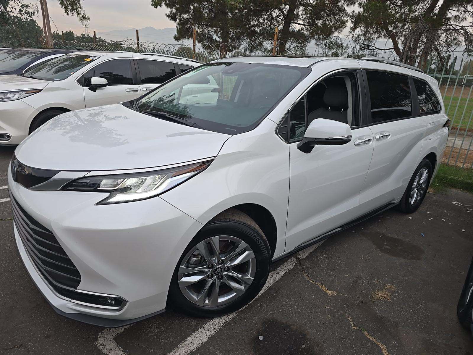 Toyota Sienna