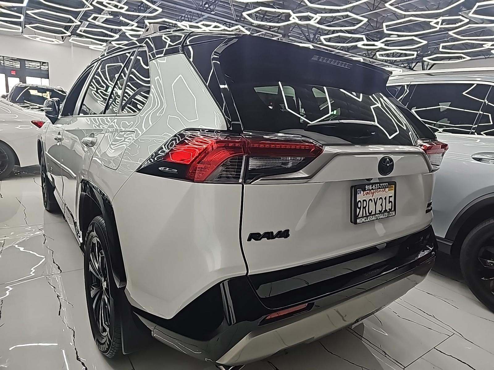 Toyota RAV 4 2024 — photo 2