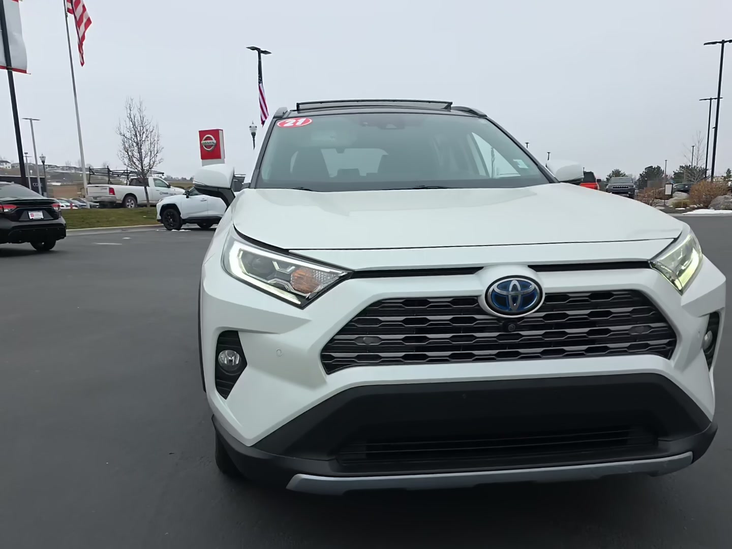 Toyota RAV4 2021 — photo 2