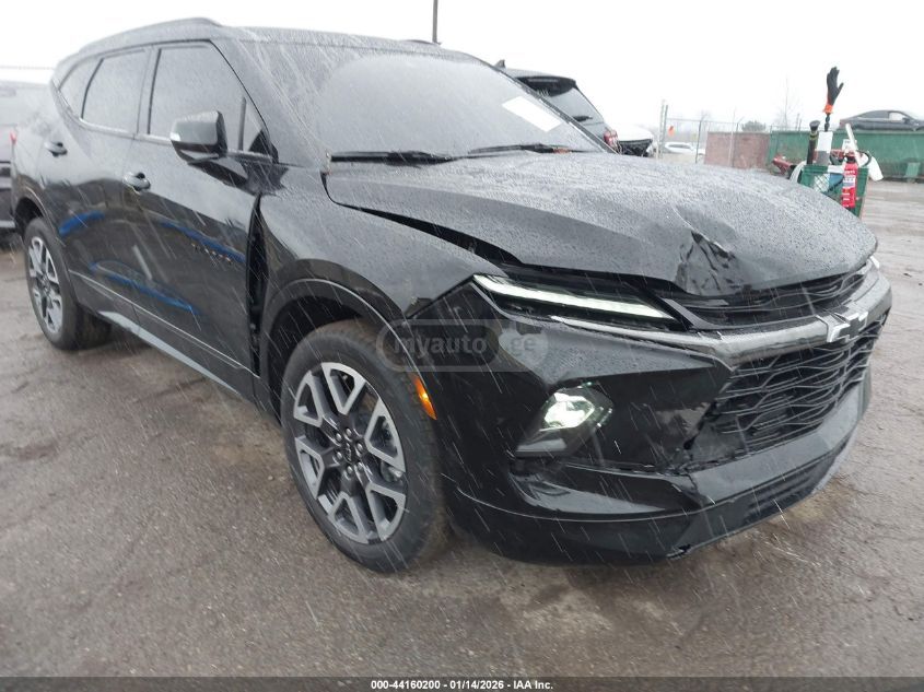 Chevrolet Blazer 2025 — photo 2