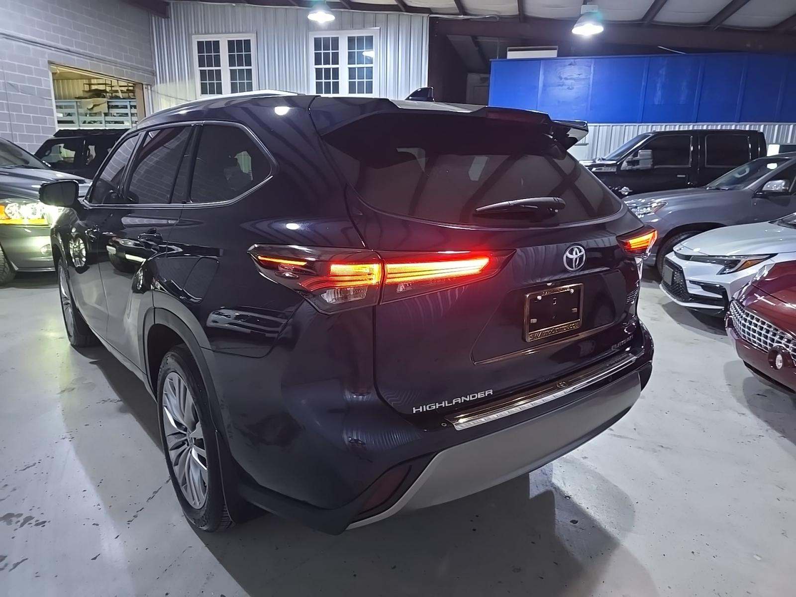 Toyota Platinum 2024 — photo 2