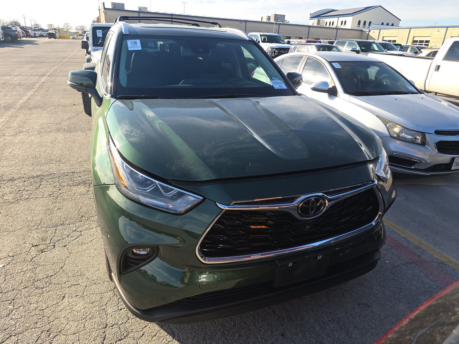Toyota Highlander 2024 — photo 2