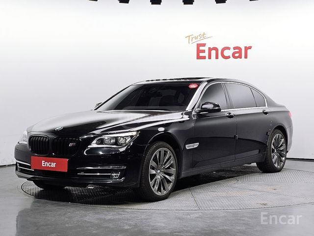 BMW 750