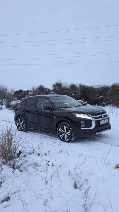 Mitsubishi Outlander Sport 2020 — photo 2