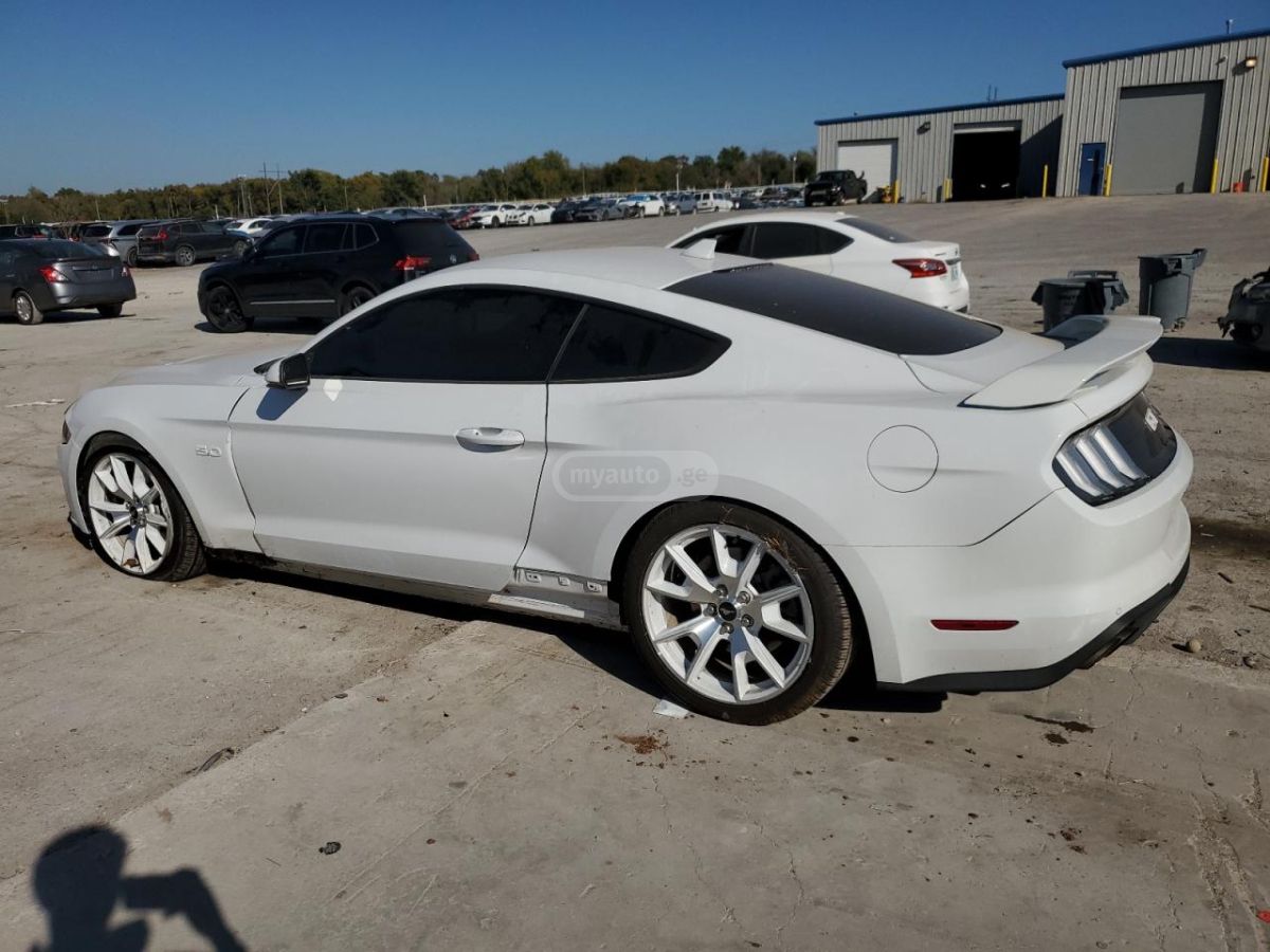 Ford Mustang 2022 — photo 2