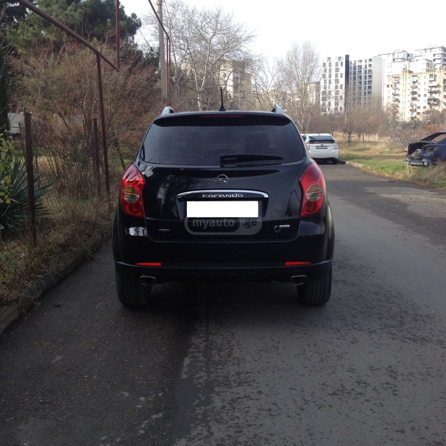 Ssangyong Korando 2014 — photo 2