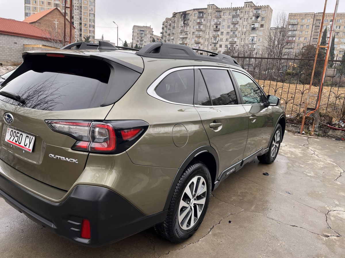 Subaru Outback 2021 — photo 2