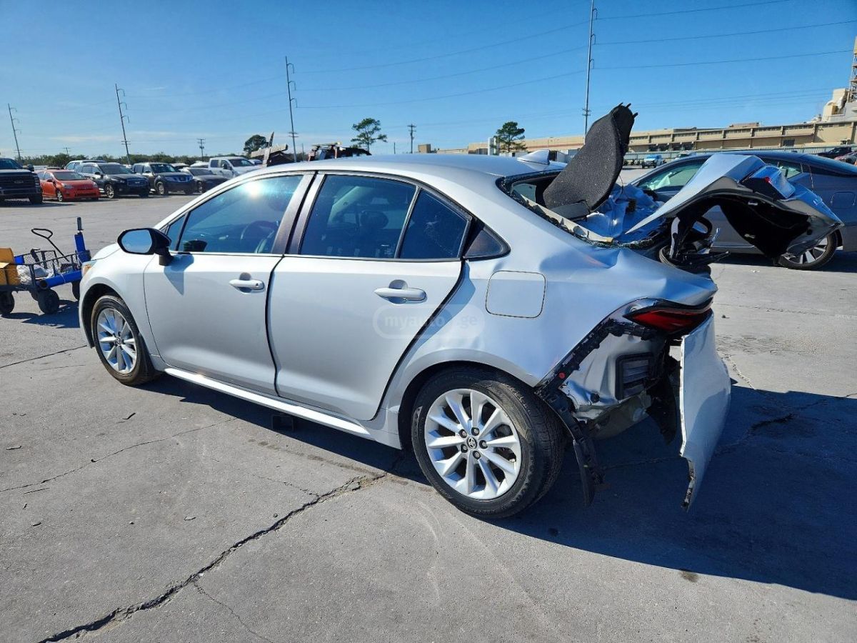 Toyota Corolla 2020 — photo 2