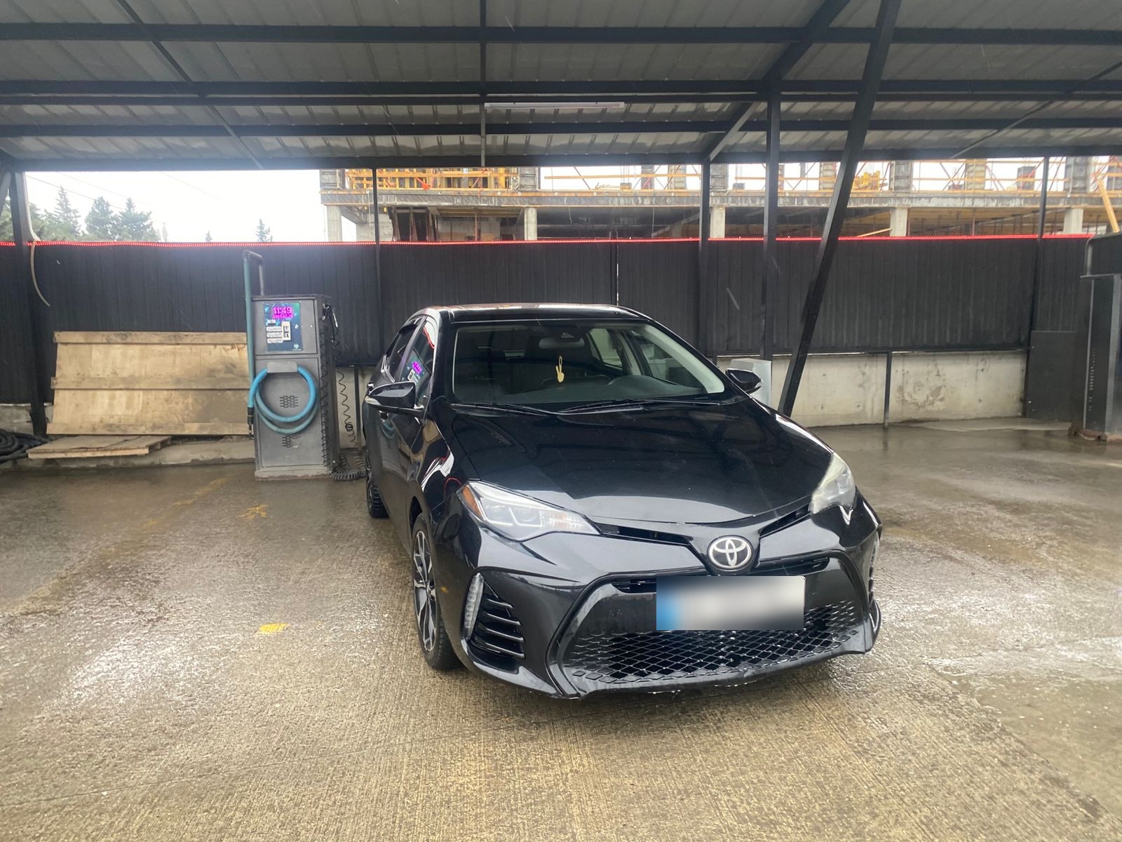 Toyota Corolla 2017 — photo 2