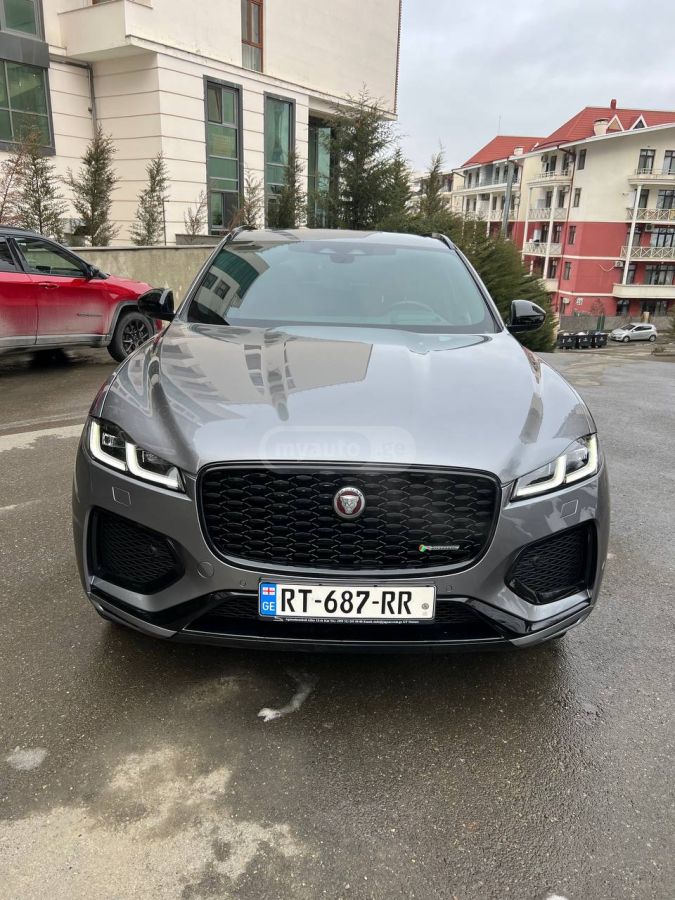 Jaguar F-Pace