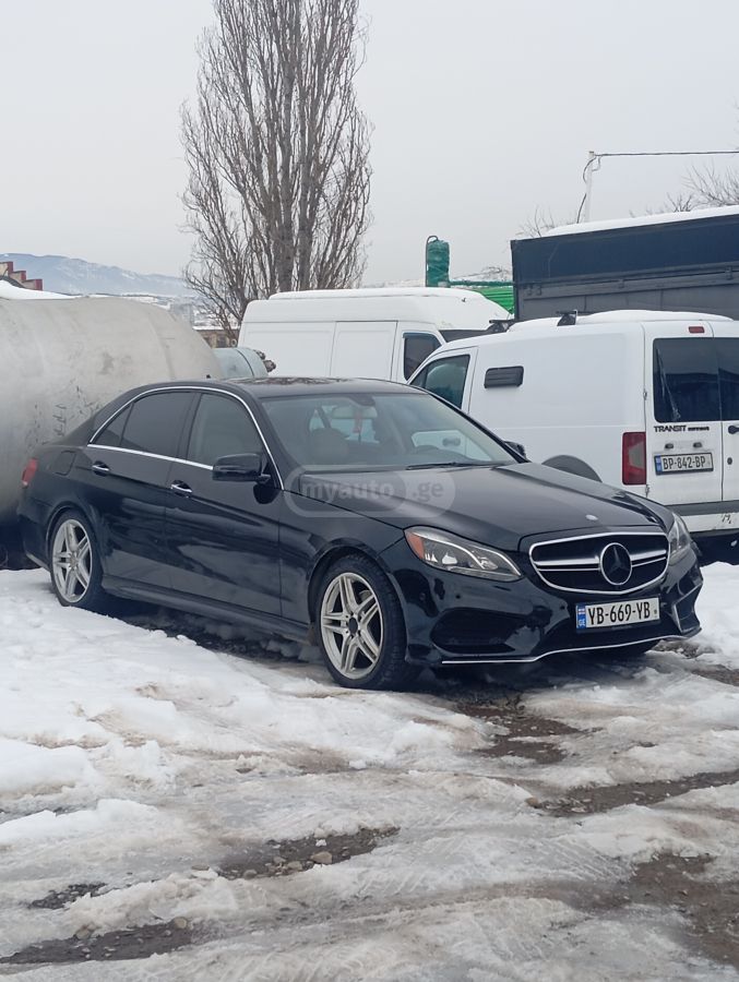 Mercedes-Benz E 350 2014 — photo 2