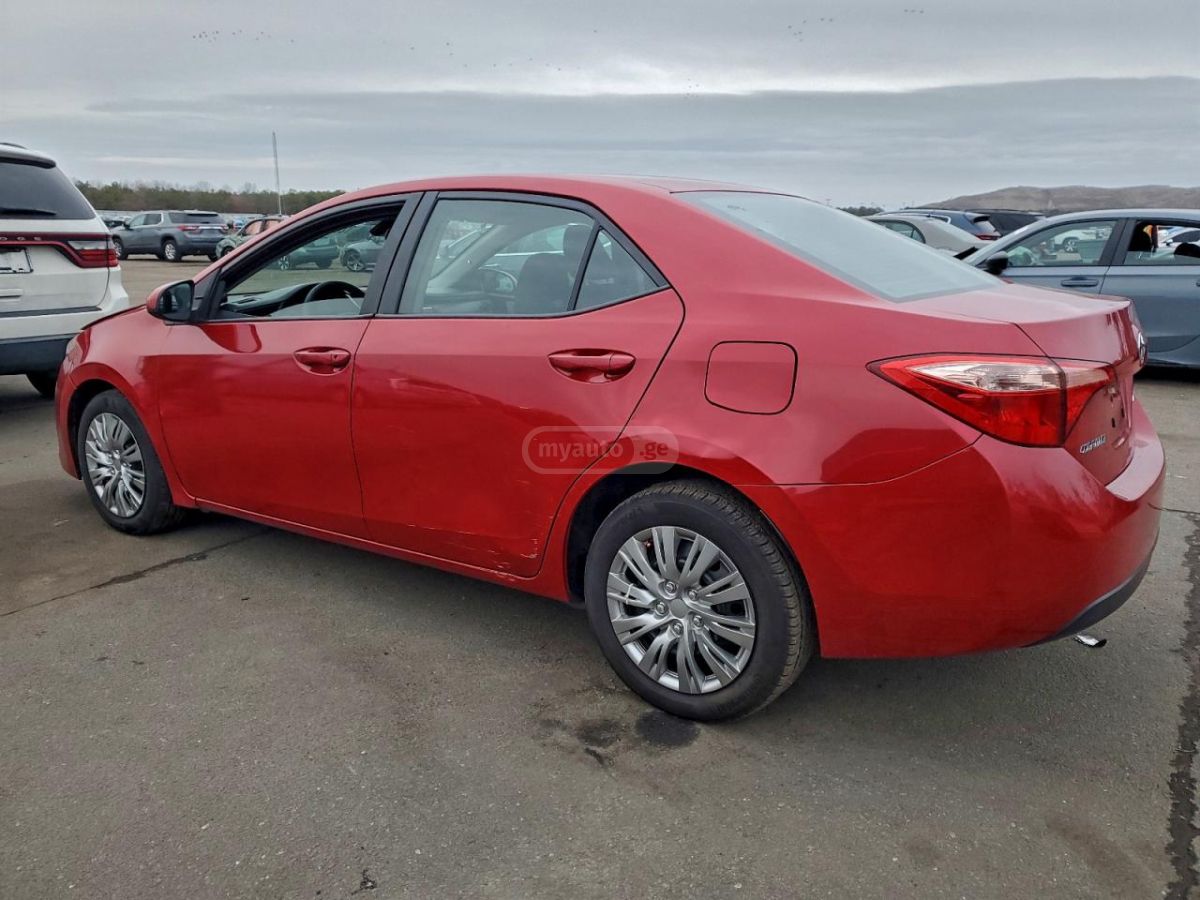 Toyota Corolla 2019 — photo 2