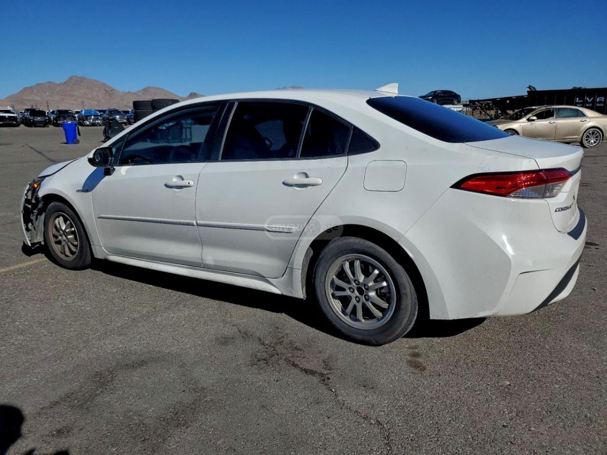 Toyota Corolla 2020 — photo 2