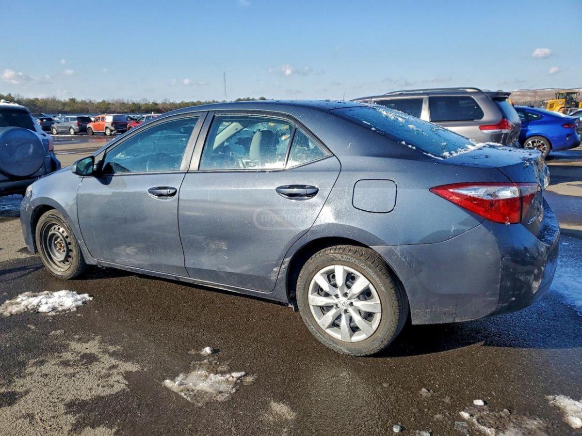 Toyota Corolla 2016 — photo 2