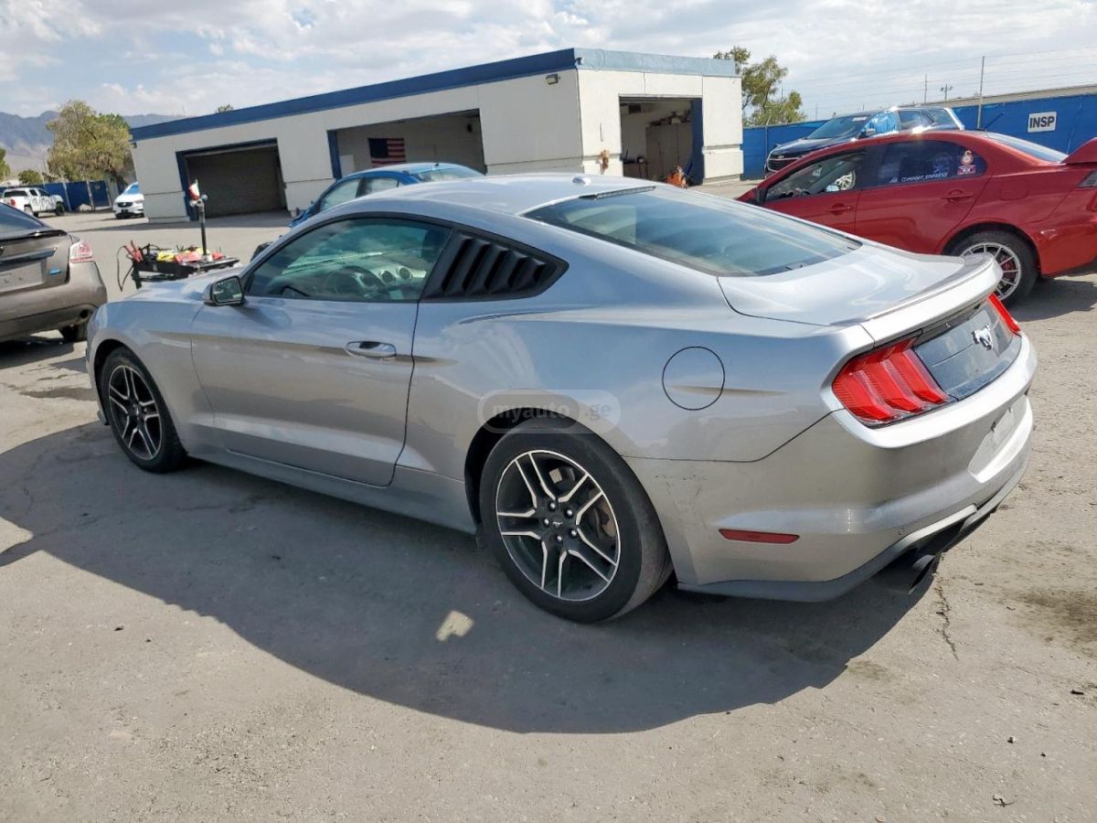 Ford Mustang 2020 — photo 2