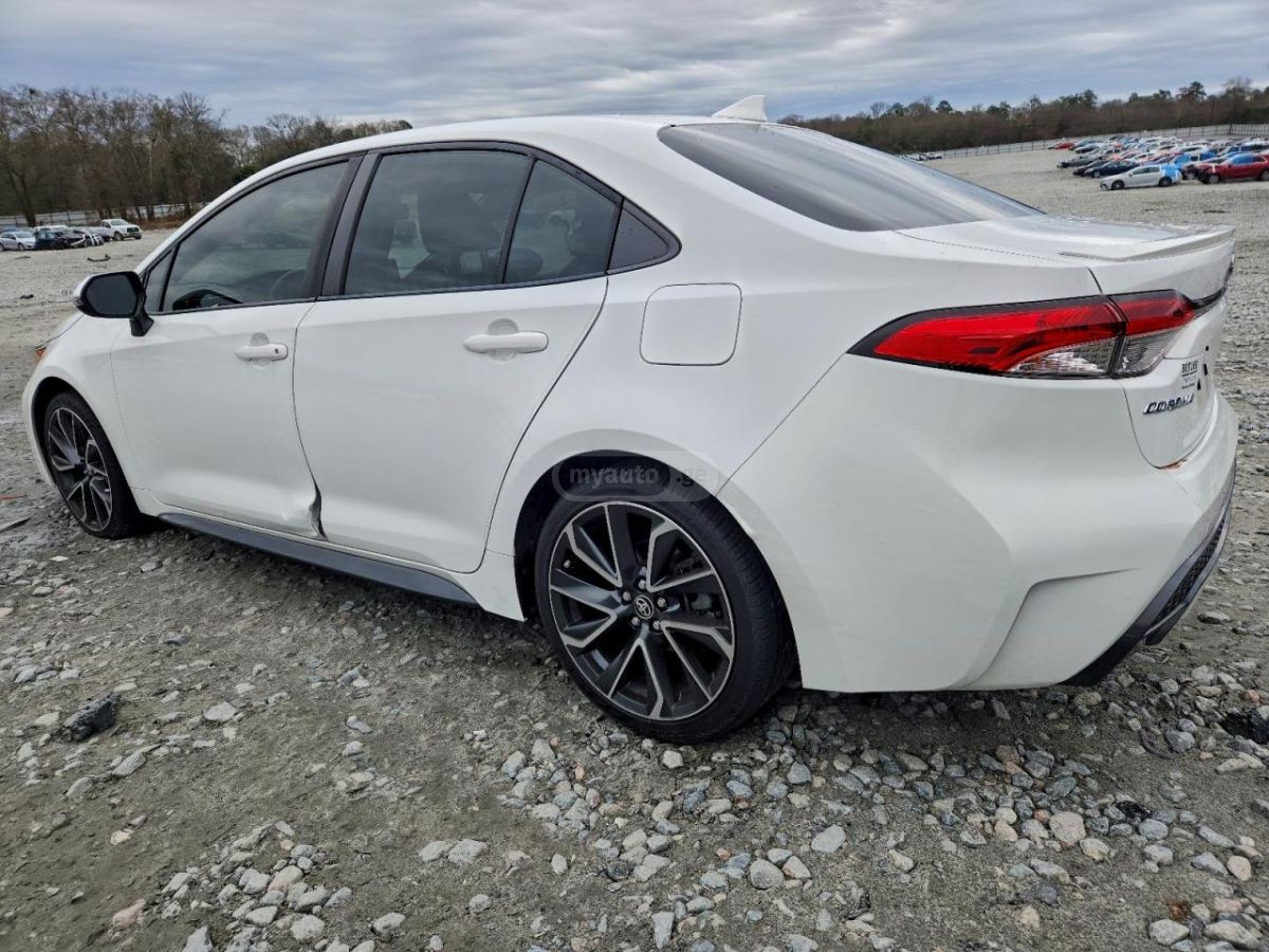 Toyota Corolla 2021 — photo 2