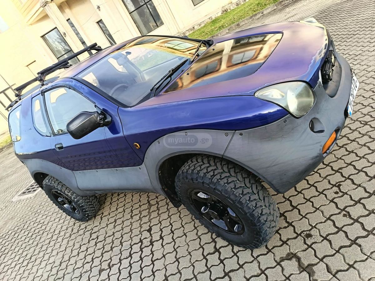 Isuzu VehiCross 1997 — photo 2