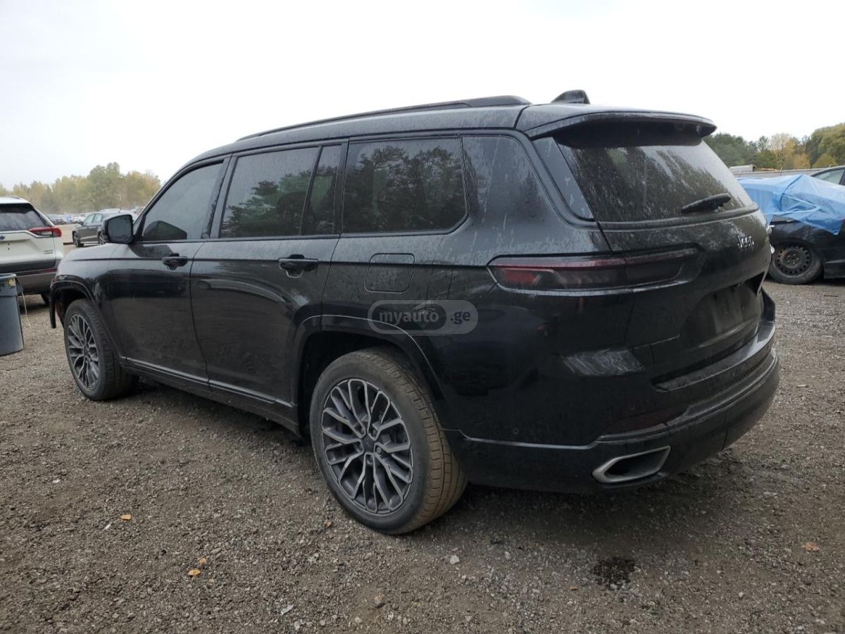 Jeep Grand Cherokee 2022 — photo 2
