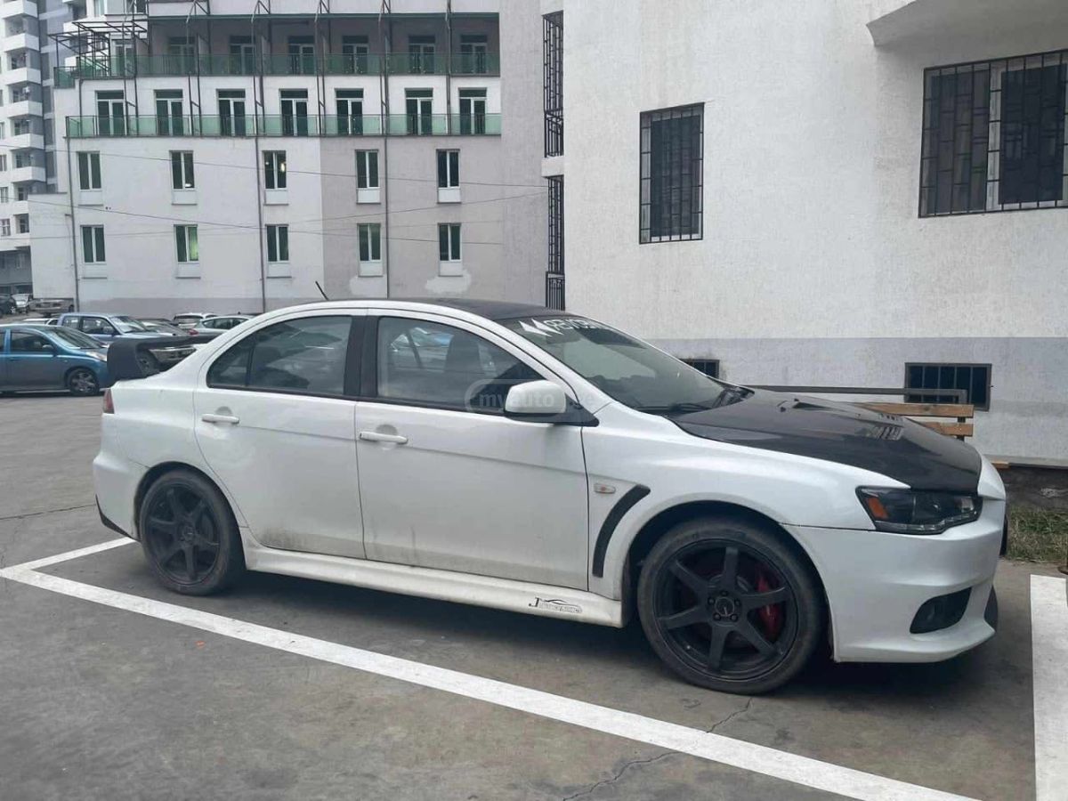Mitsubishi Lancer 2014 — photo 2