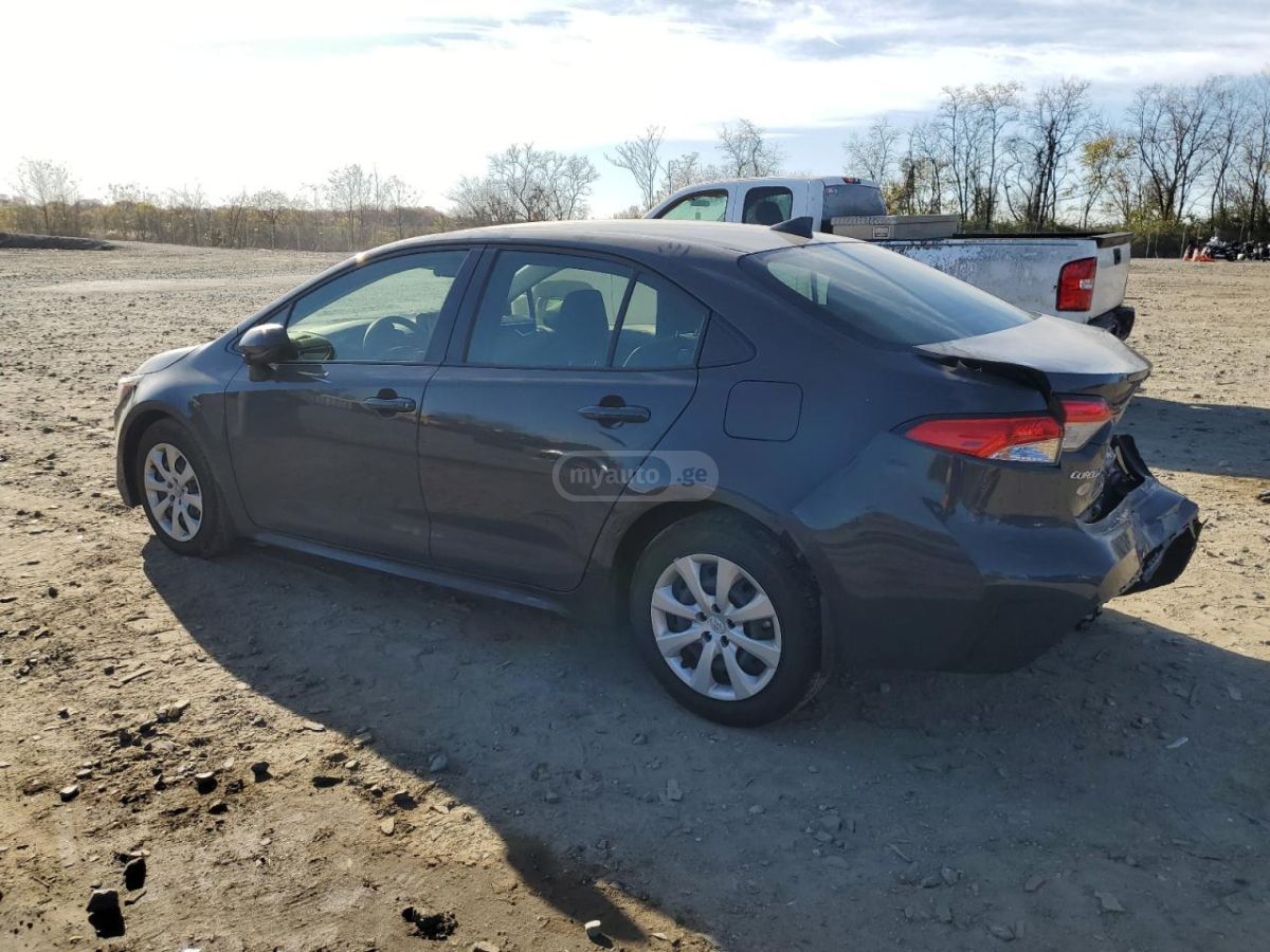 Toyota Corolla 2023 — photo 2